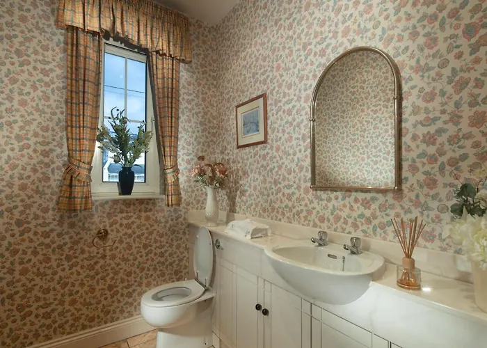 Killarney Lodge Guest house 4*